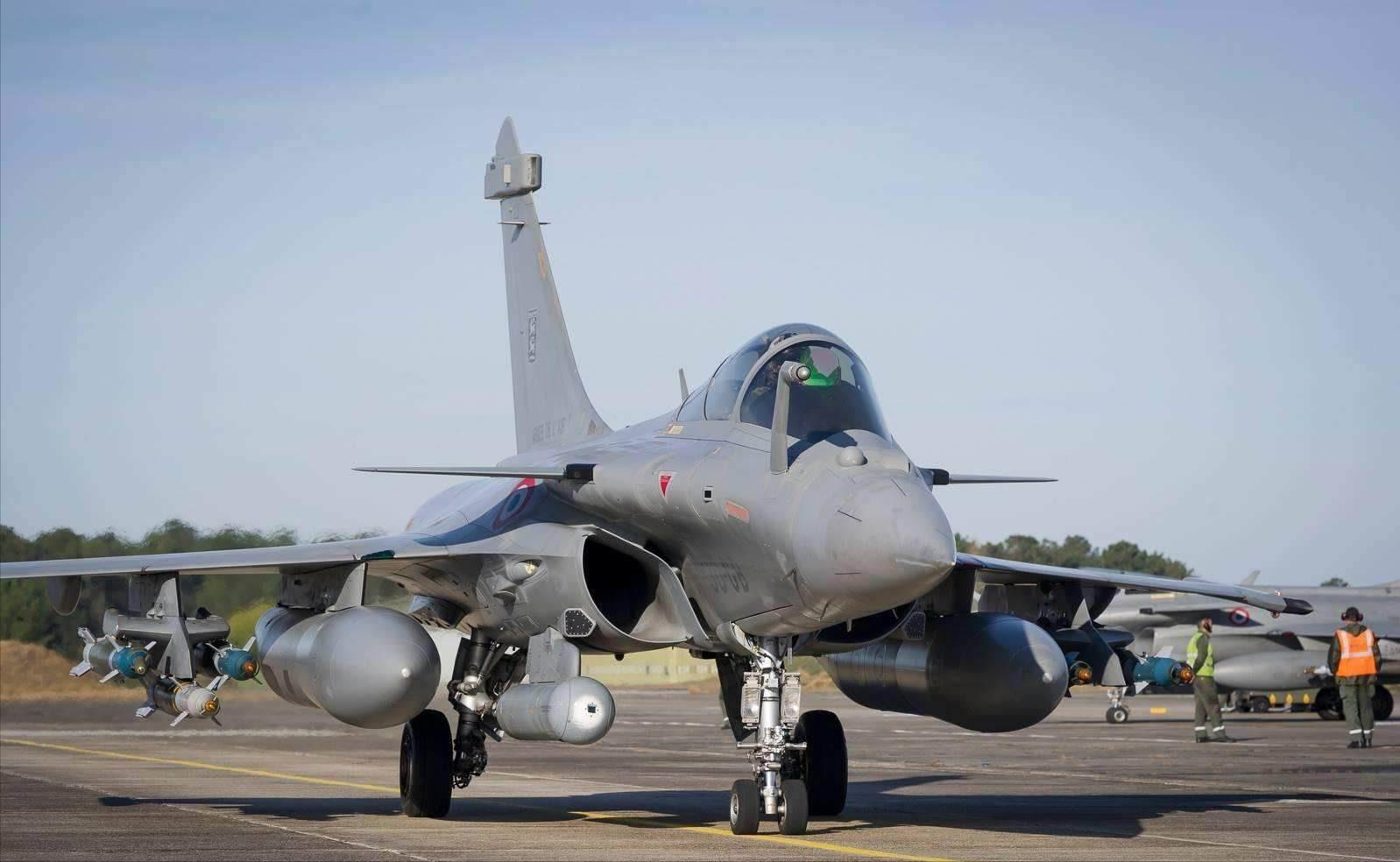 法国和阿尔及利亚现在的关系,阿尔及利亚现状和发展