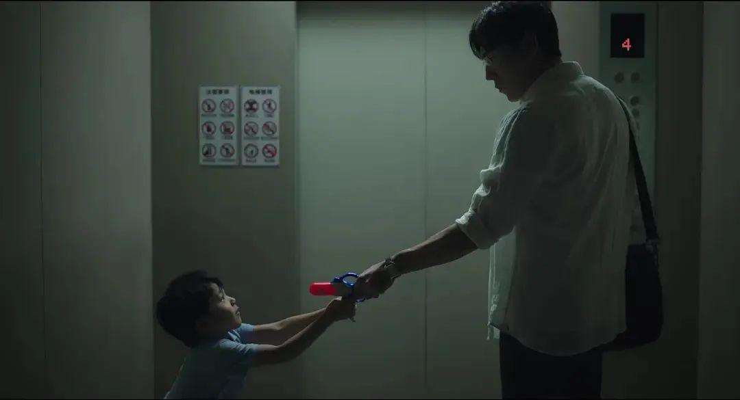 大无语,这三大平台几乎承包了所有电视剧,滤镜还各有各的丑