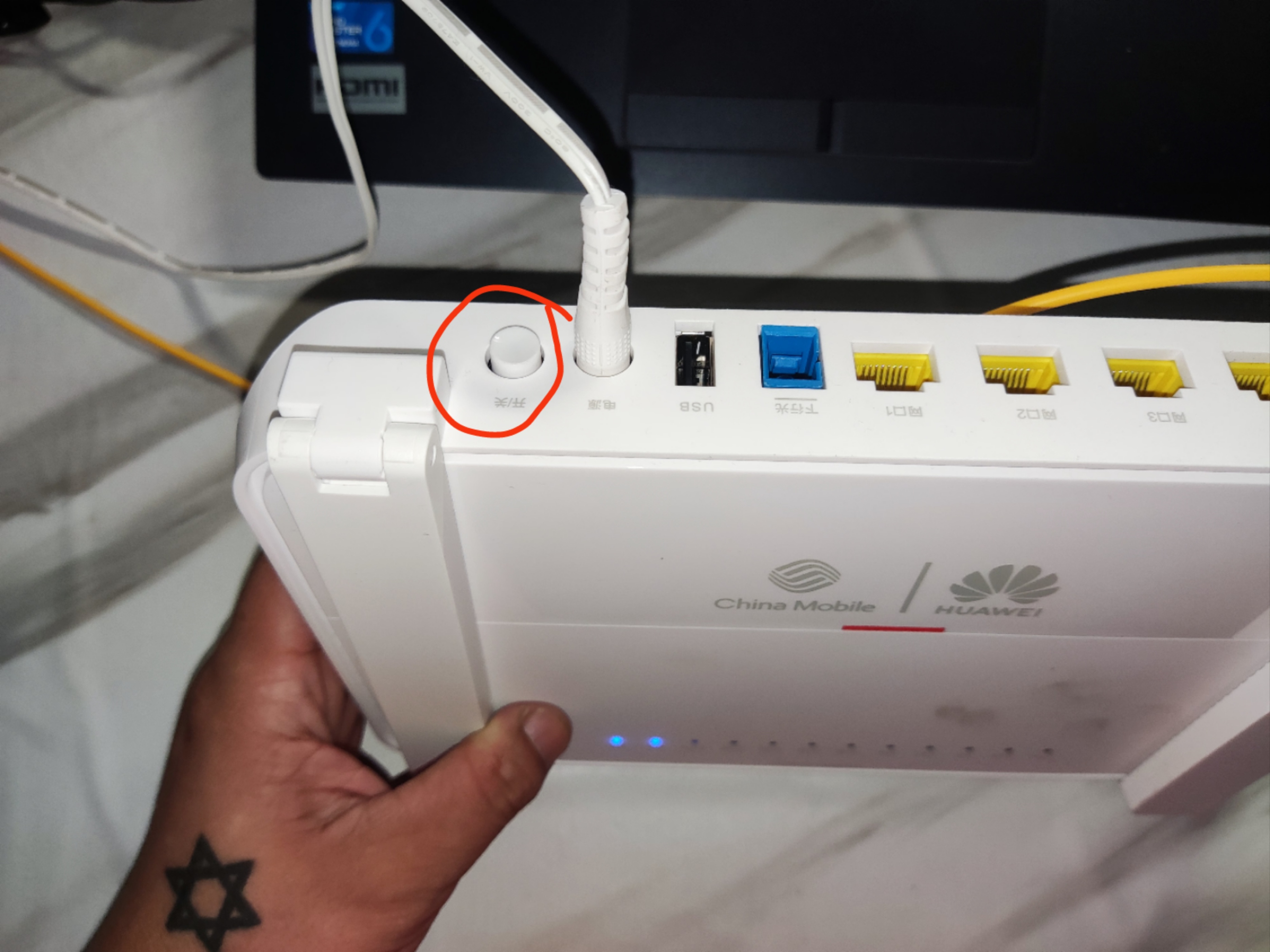 光猫宽带指示灯不亮怎么回事,宽带上不了网如何看光猫指示灯