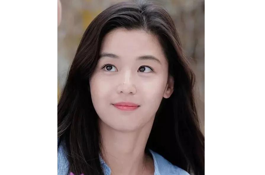 如何打扮自己又年轻又时尚,如何打扮自己才能吸引男性