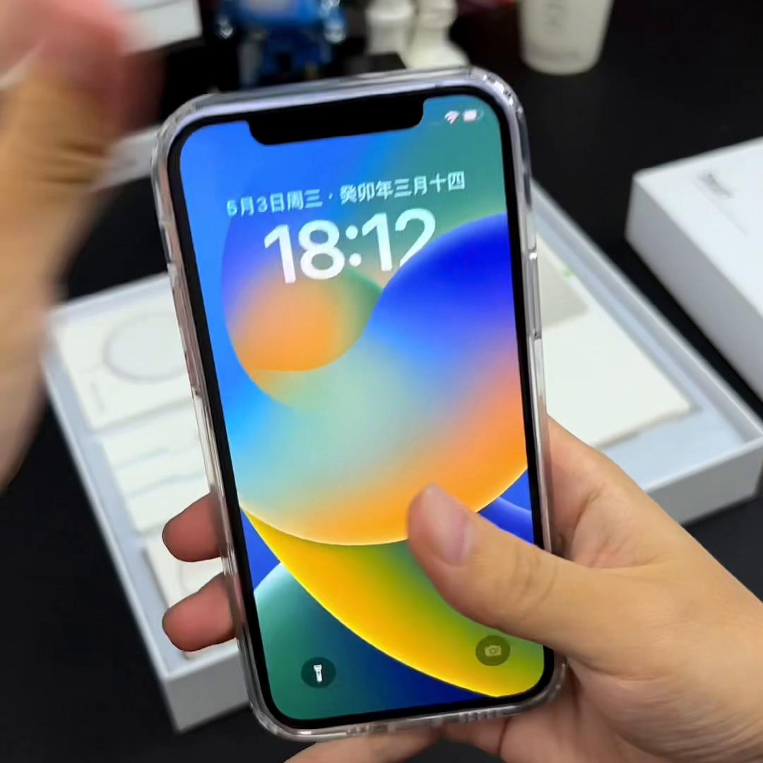 iphone13pro,iphone15琚洕