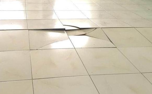 瓷砖起拱原因分析及处理方法,瓷砖起拱最简单的解决方法