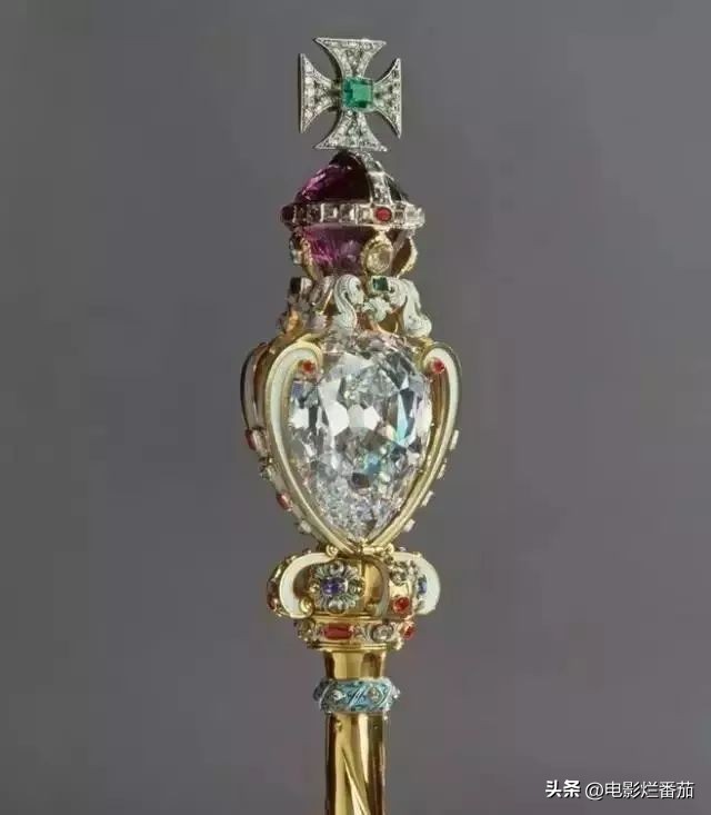 英国女王最有价值的珠宝,英女王去世她的王冠谁继承