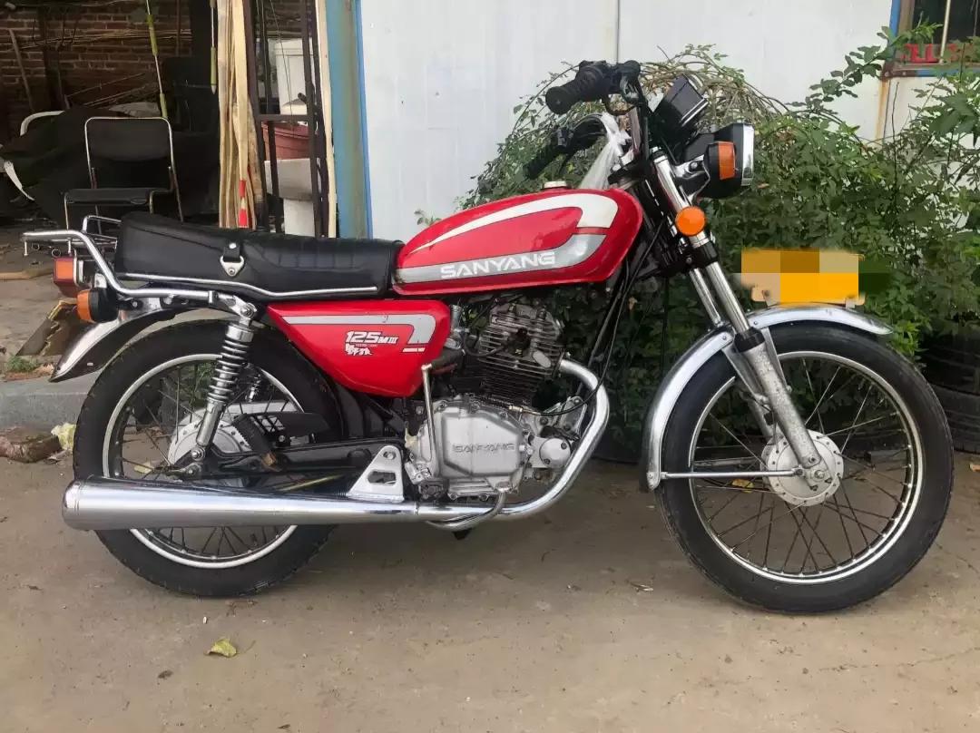 台湾野狼125摩托车是哪一年,台湾豪华野狼125什么价格