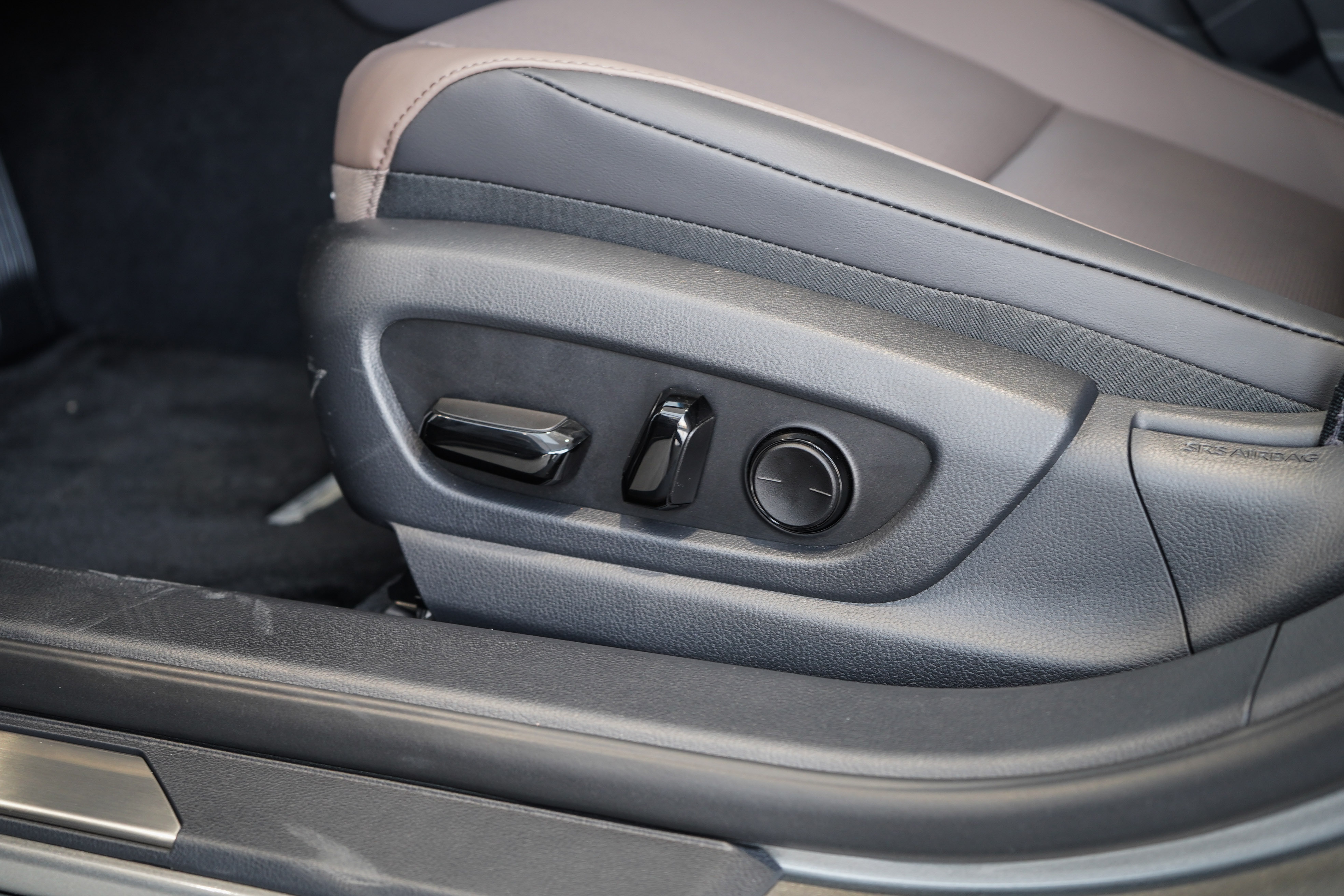 凯美瑞雷克萨斯售价,凯美瑞购买价格明细