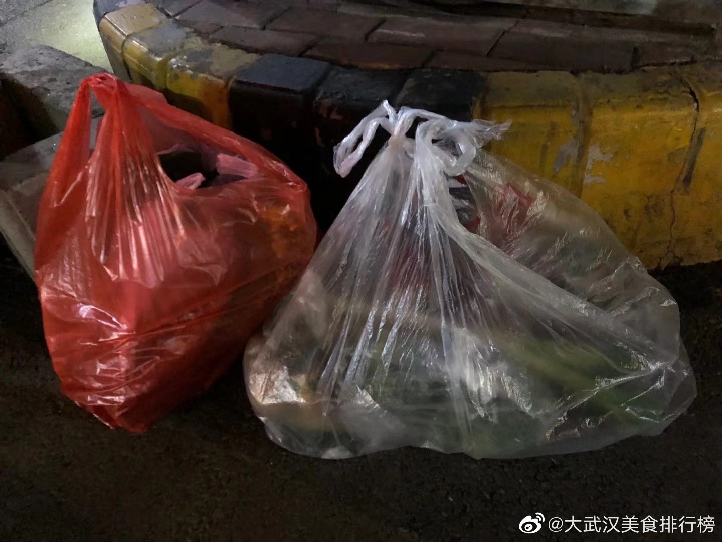 武汉人不服周什么意思,武汉人不服周啥意思