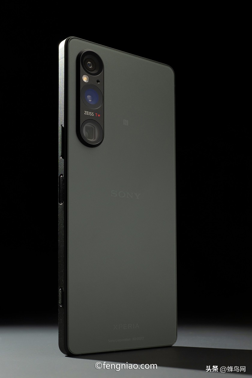 索尼xperia1v深度测评,索尼xperia1iii摄像头传感器