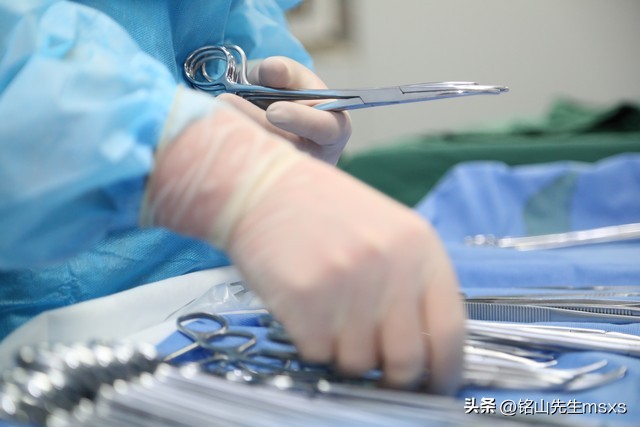 嘲讽、带节奏，满满负能量！网络上的“恶意满满”你能承受多少？