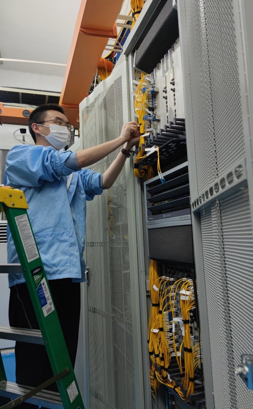 中国电信发短信通知疫情,保供电助力全面抗击疫情