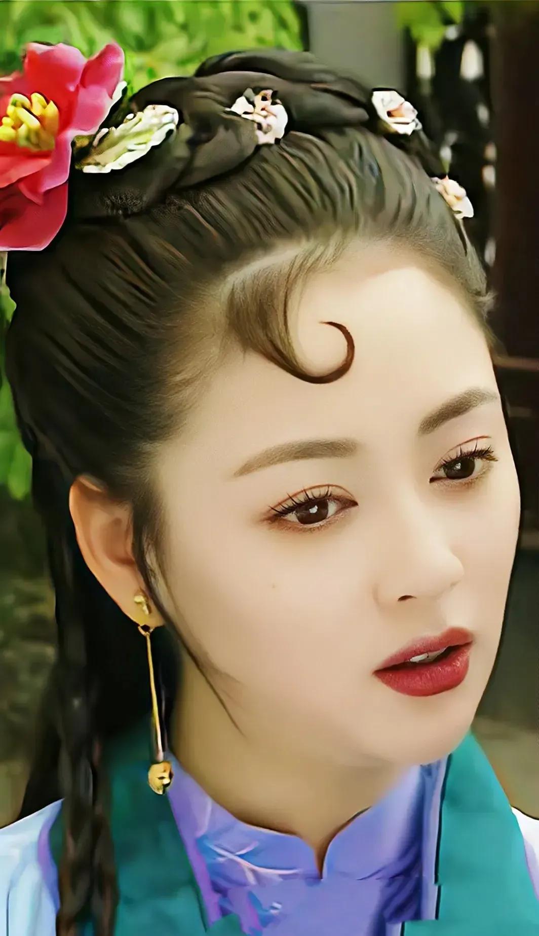 鲜妆辉映桃花红,鲜妆护肤