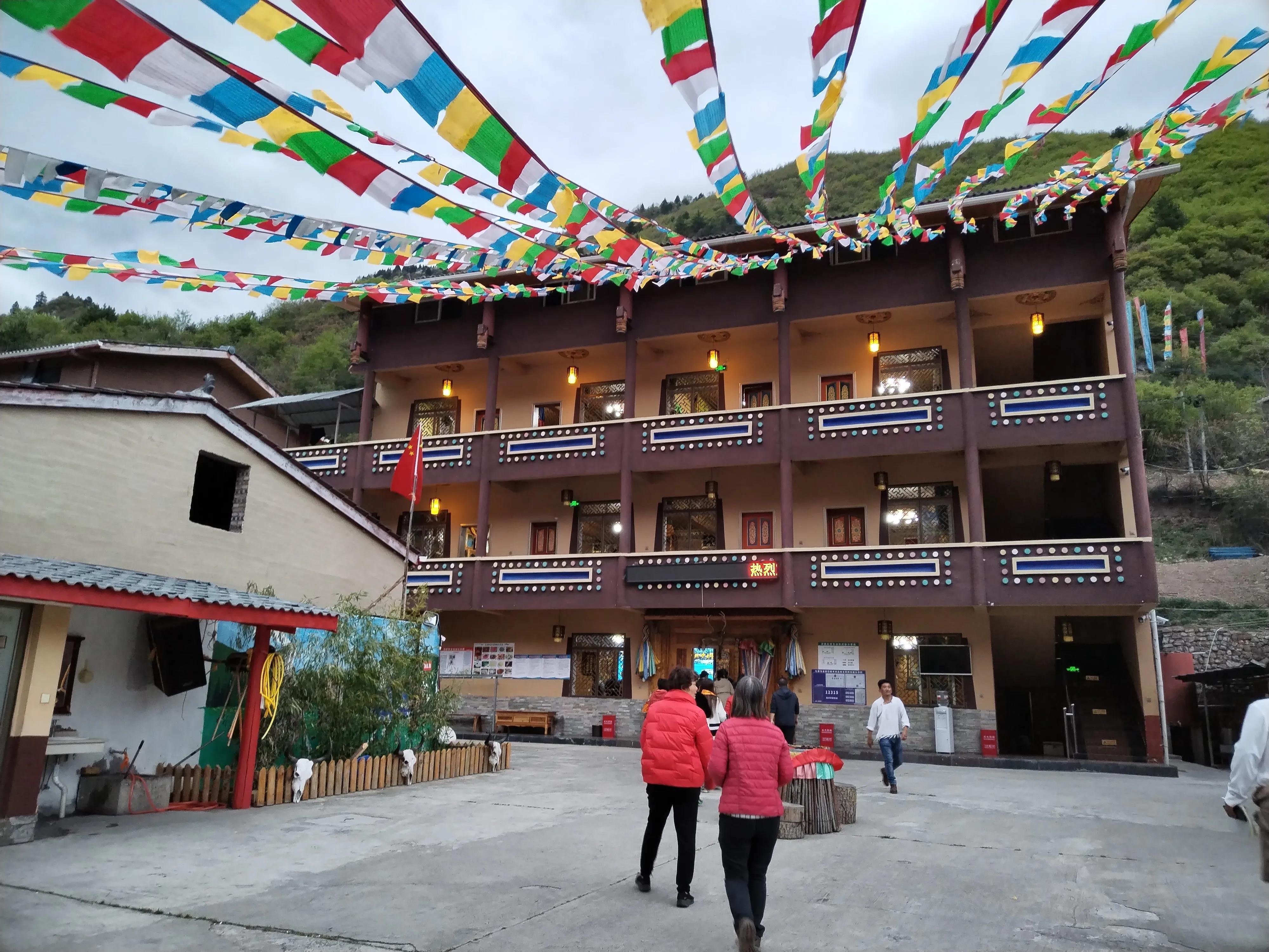 保险公司免费泰国游,保险公司组织免费旅游敢去吗