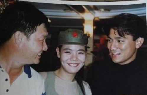 谢津和毛阿敏谁厉害,谢津毛阿敏同台