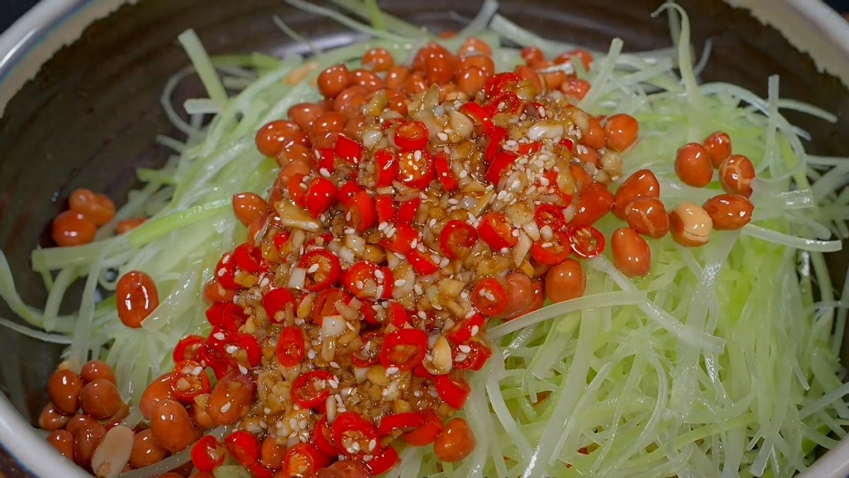 做梦太多是身体发出求救信号吗,无缘无故做梦是什么症状