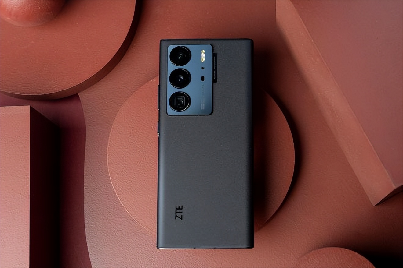 中兴屏下摄像头手机发布会视频,中兴axon30ultra评测屏下摄像头