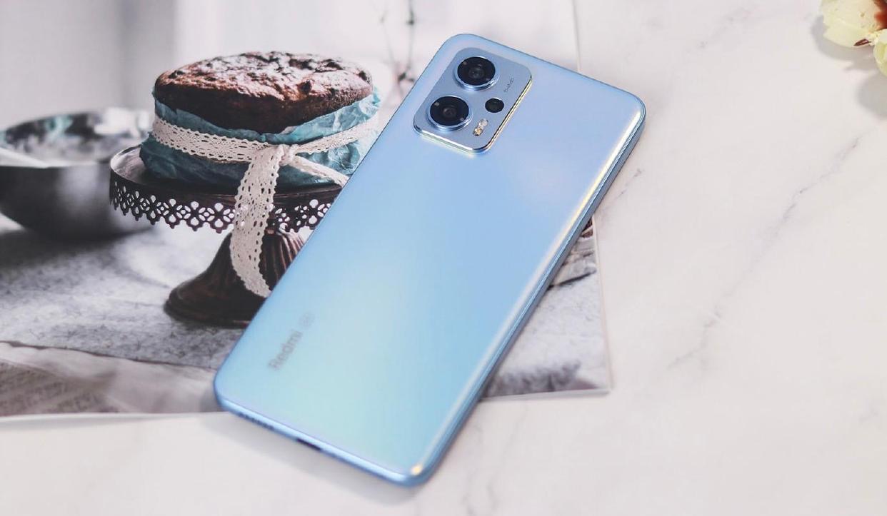 预算3000多一点哪款手机值得入手,推荐几款2000以内值得购买的手机