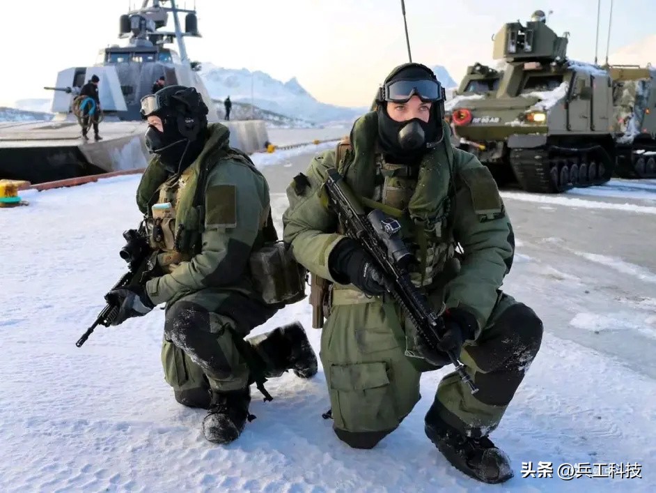 英国sa80步枪,sa80a2轻机枪