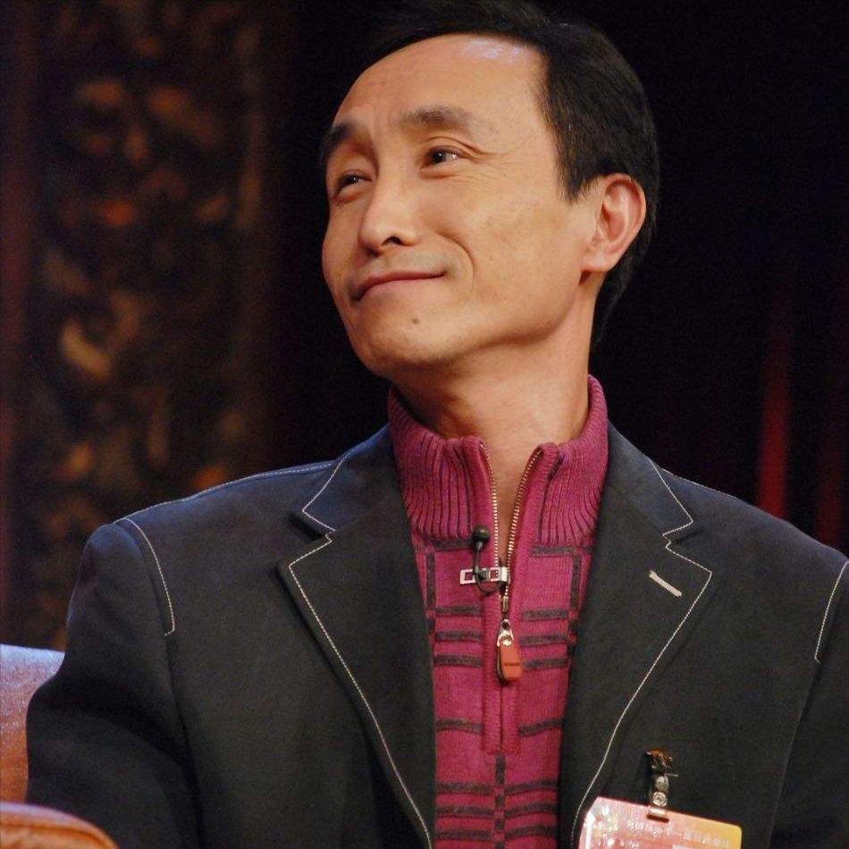 巩汉林谈国足引足球人士反击,巩汉林痛批中国足球视频