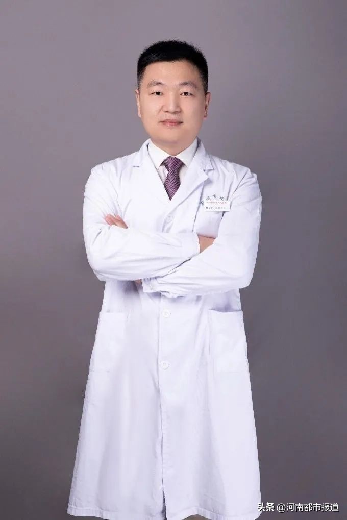 96岁老人腹腔取出近30斤重肿瘤，医院精心护理术后两天转回普通病房