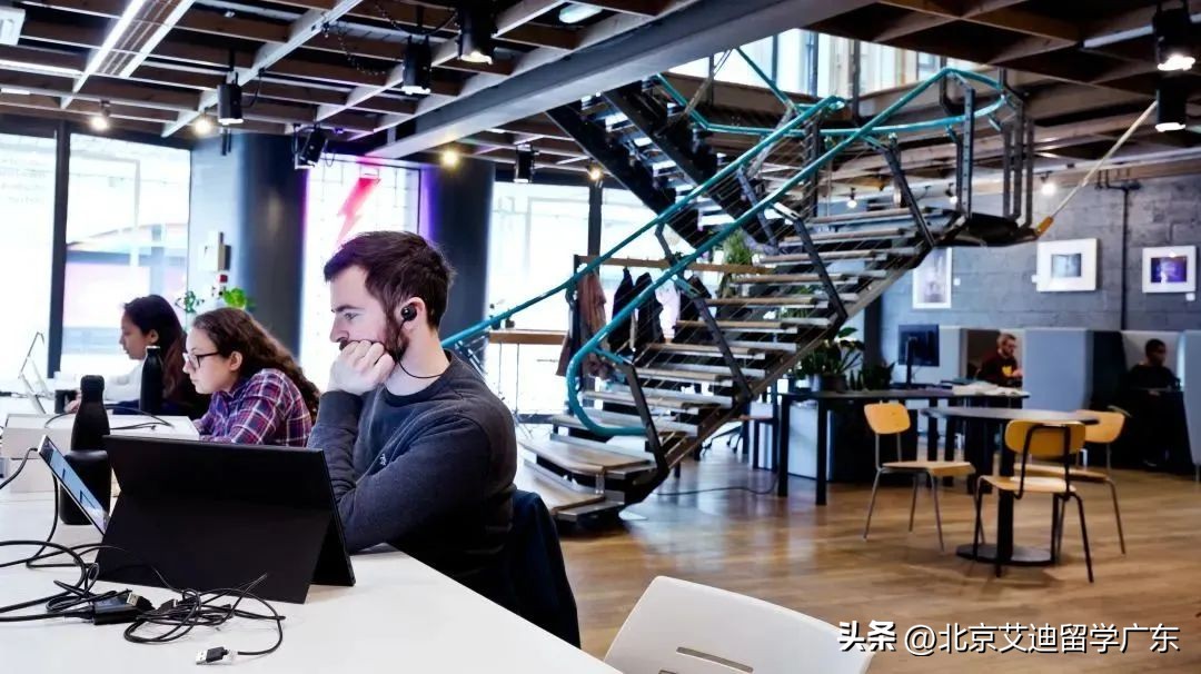 英国留学生能打工吗,在英国留学的留学生可以打工吗