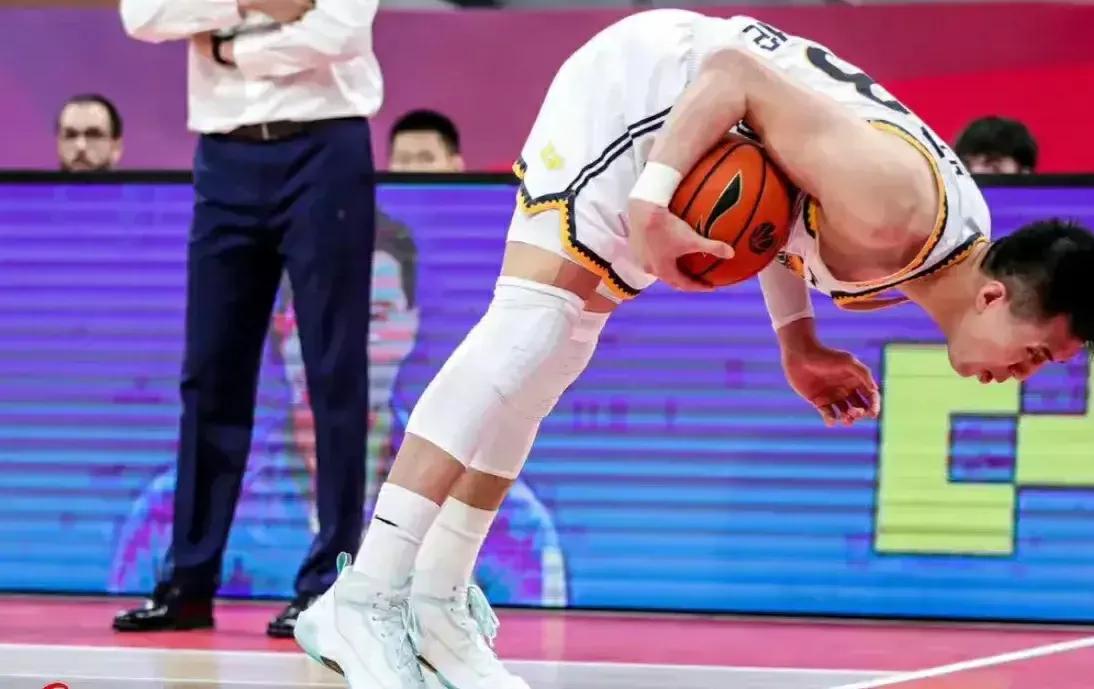 浙江队稠州cba第三阶段赛程对阵表,辽宁男篮vs浙江稠州银行在哪比赛