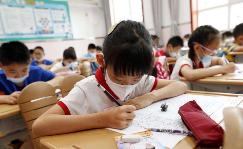 教育部今年秋季小学实行54制吗,全国中小学学制改革了吗