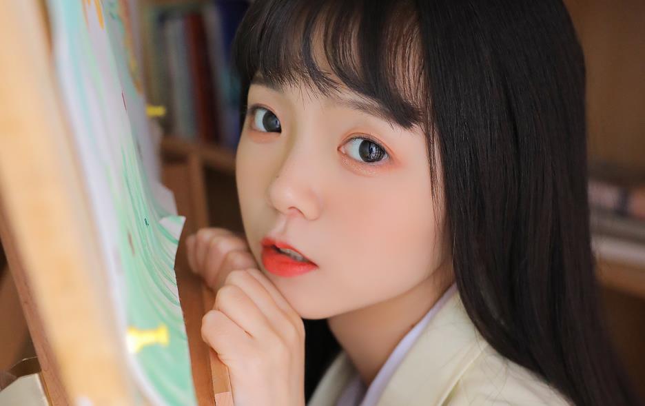 如何一招判断一个女生是否喜欢你,怎么才能判断女生喜欢你