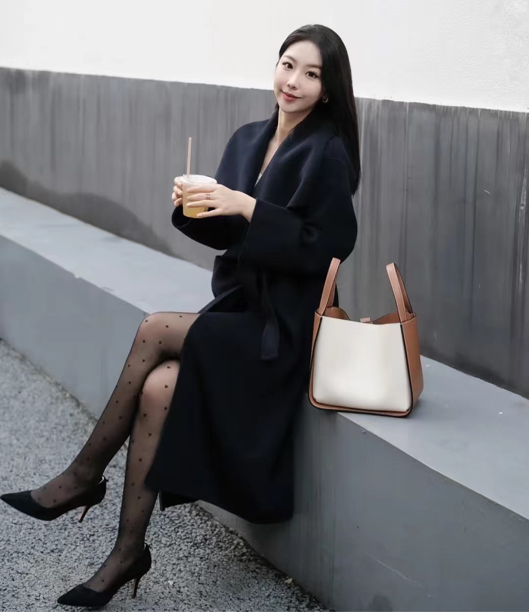 秋冬穿搭很简单这样穿秒变女神,今年冬季最火的穿搭精致女生必看