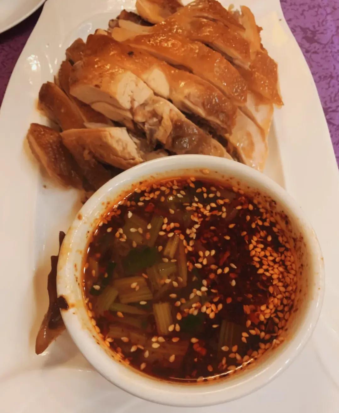 昆明的滇池周边有哪些不错的温泉,昆明温泉酒店吃住一体推荐五华区