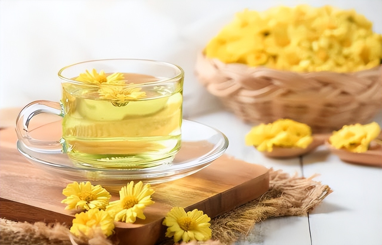 40岁喝菊花决明子茶好吗,年龄大了要忌茶