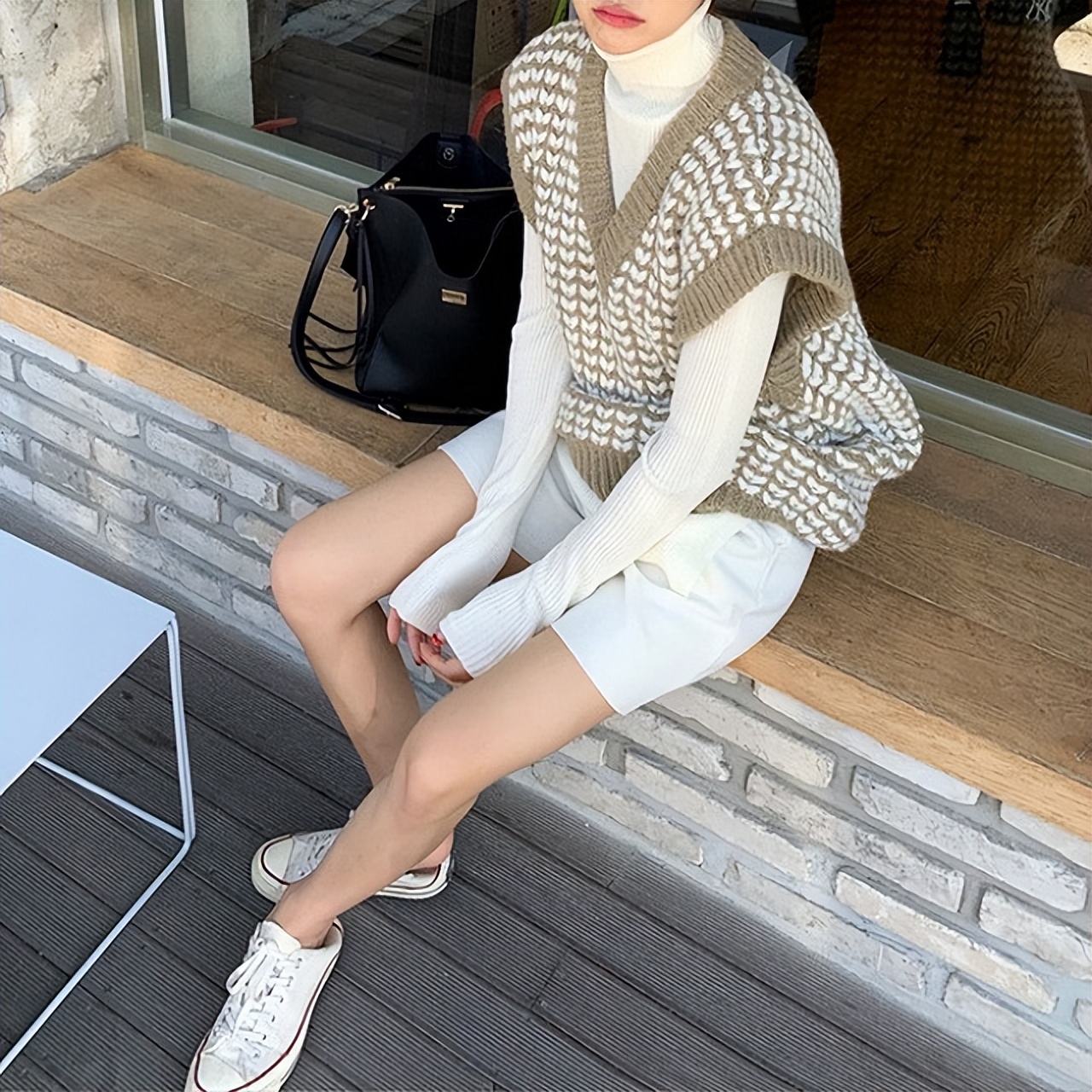 韩国辣妹穿搭视频,韩国女孩是怎么穿衣服的