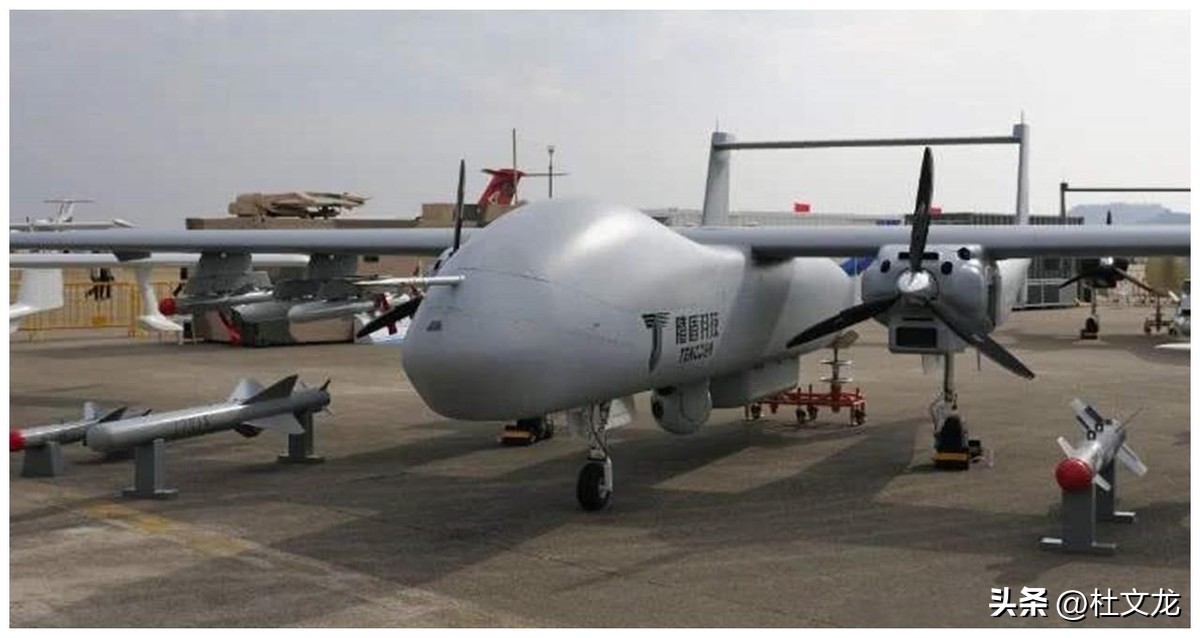 解放军再次对岛内出手了，无人机实弹绕台飞行，随时准备“斩首”