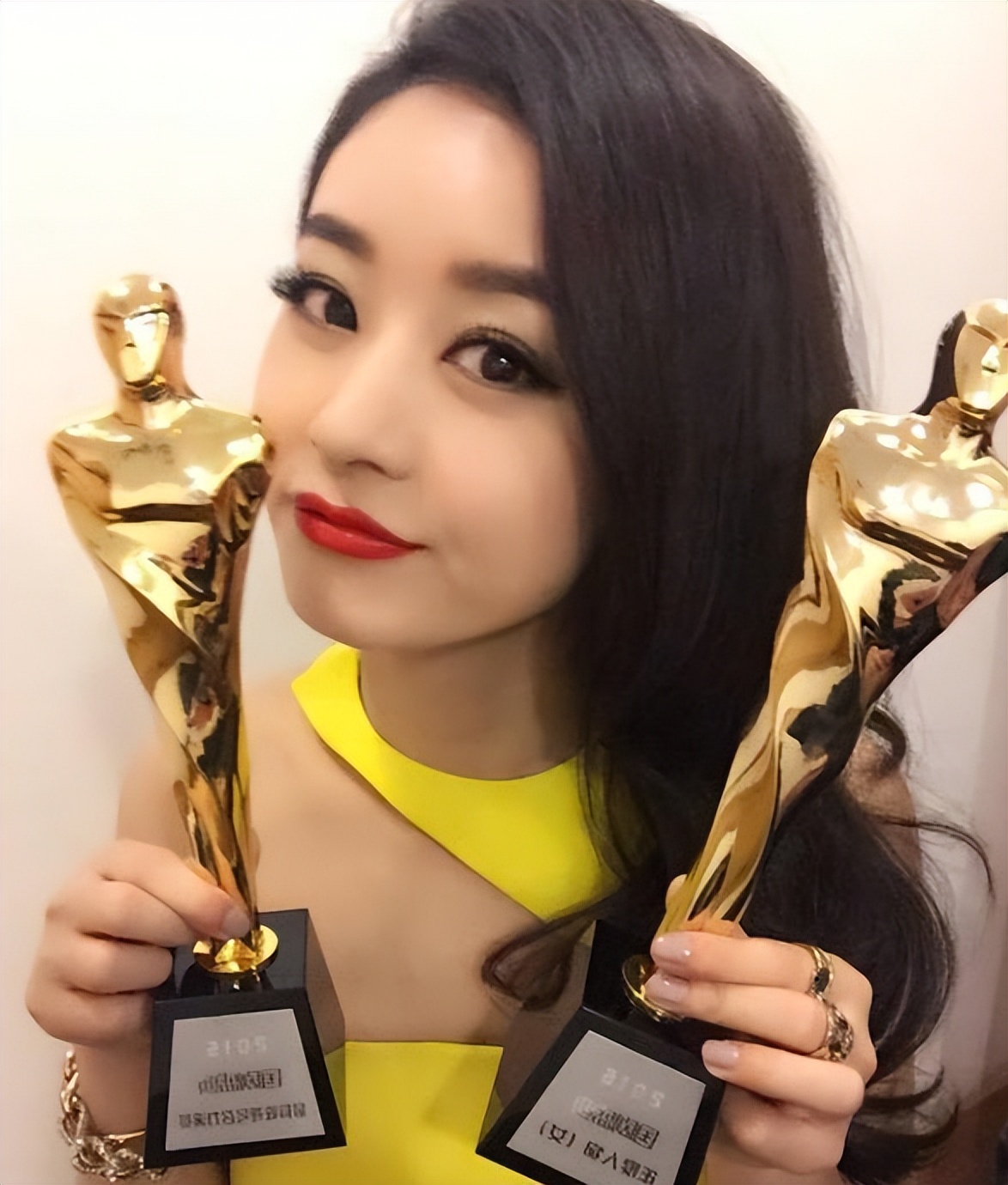 考古赵丽颖以前演的剧,赵丽颖终于迎来霸屏一连三部新剧