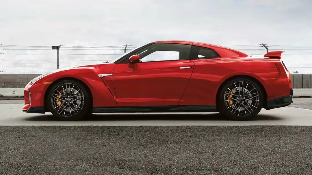 2024款日产gtr什么时候上市,2020款日产gtr