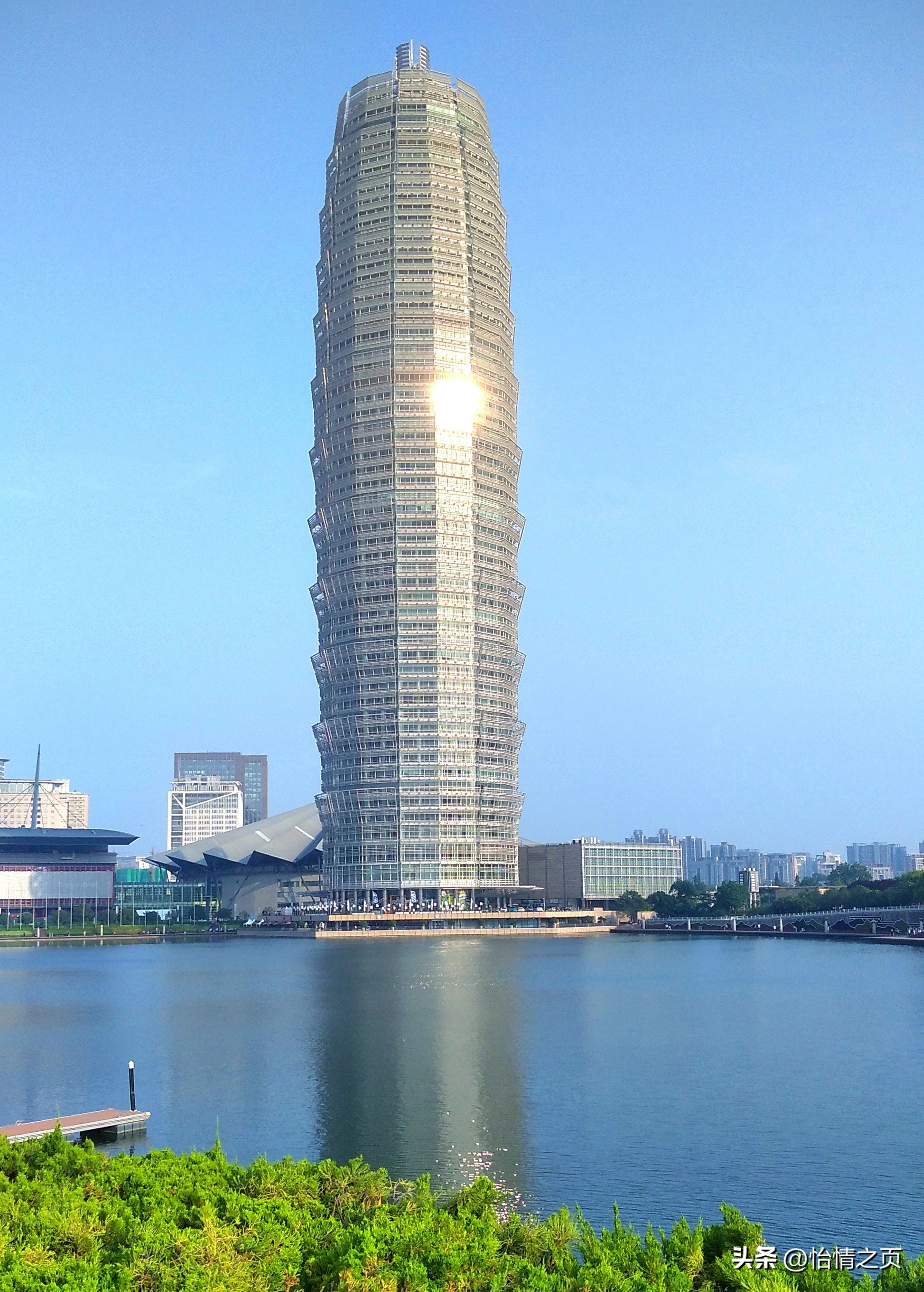 涓囪豹鍗拌薄閰掑簵,涓囪豹閰掑簵涓