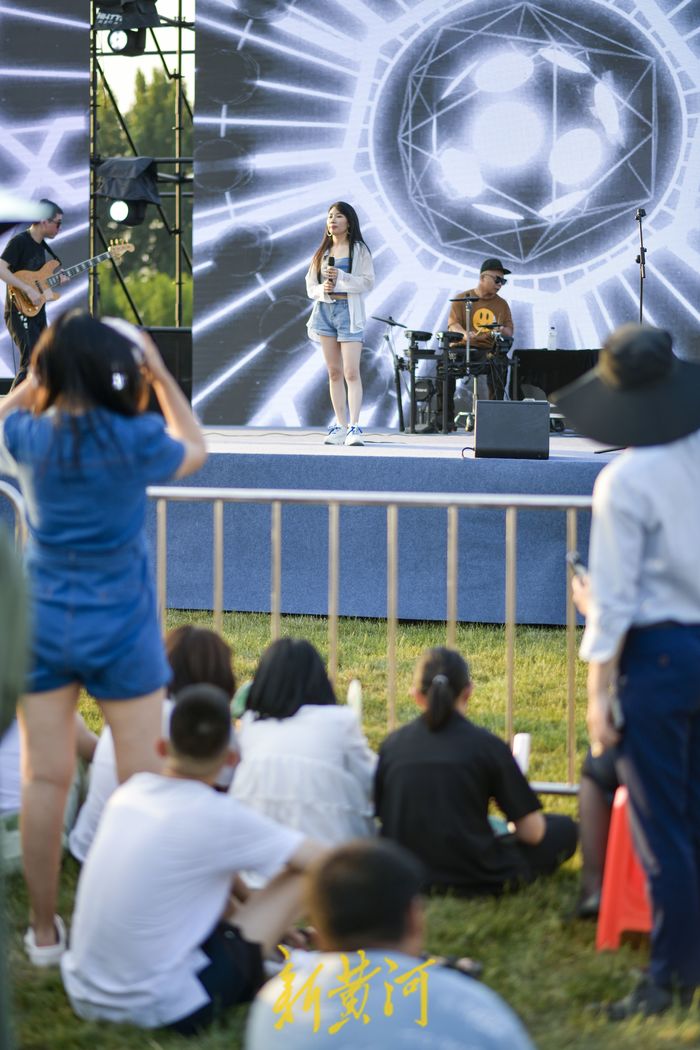 彩虹湖草地音乐节直播,彩虹湖草地音乐节乐队