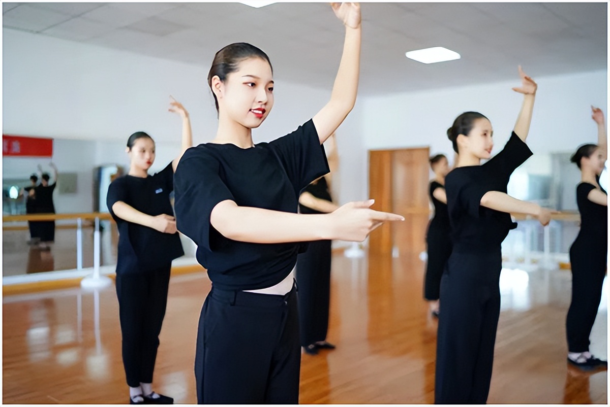 安阳工学院航空类专业就业前景,安阳工学院飞行技术专业就业排名