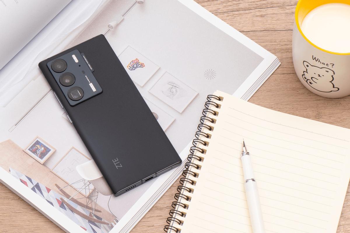 中兴不做手机会怎么样,中兴不做全面屏好了吗