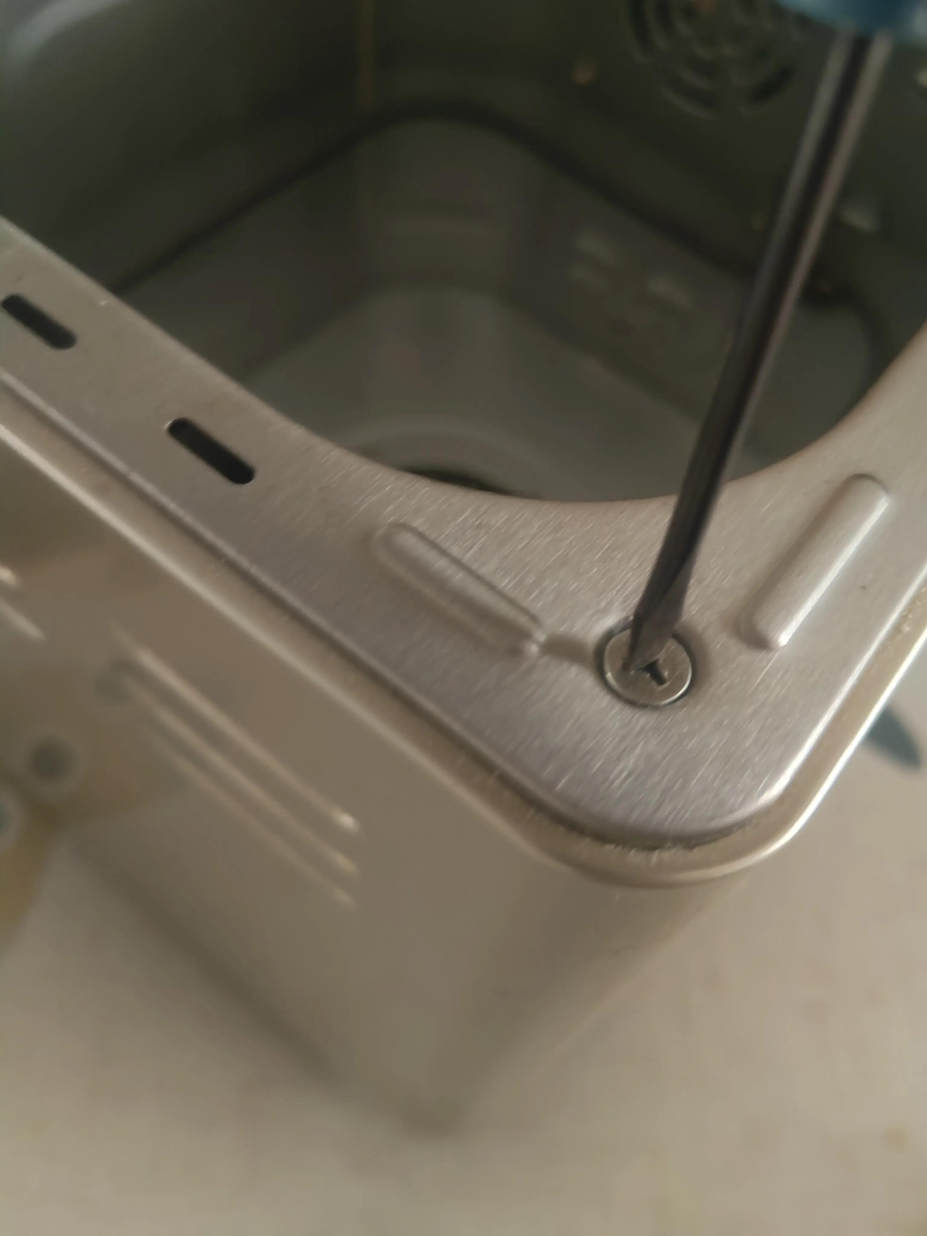 东菱面包机tm018拆解,东菱面包机tm018能和几斤面