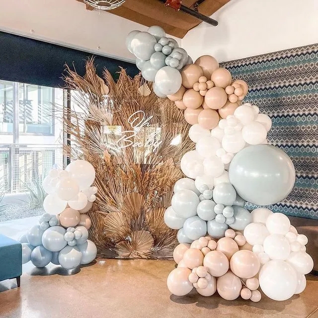 生日蛋糕流行装饰,生日蛋糕装饰多但不幼稚