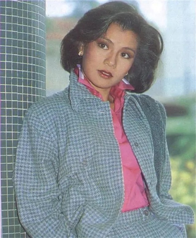 黄日华悼念翁美玲视频,黄日华得知翁美玲去世的消息