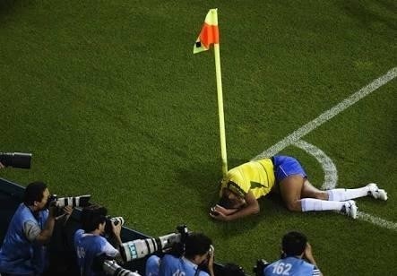 足坛奇葩故事,21：猎鹰鞋是如何诞生的？英格兰球队两夺世界杯