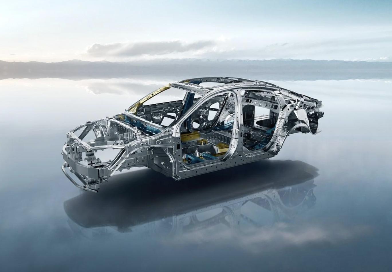 沉浸式体验豪华艾瑞泽8,奇瑞艾瑞泽8性能怎么样