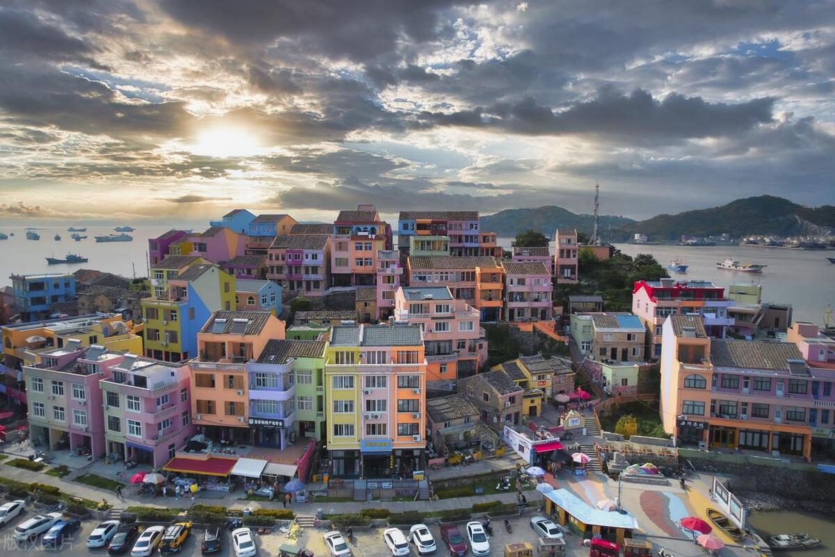 带你去看海美丽的海滨城市,这个夏天去一个能看海的城市