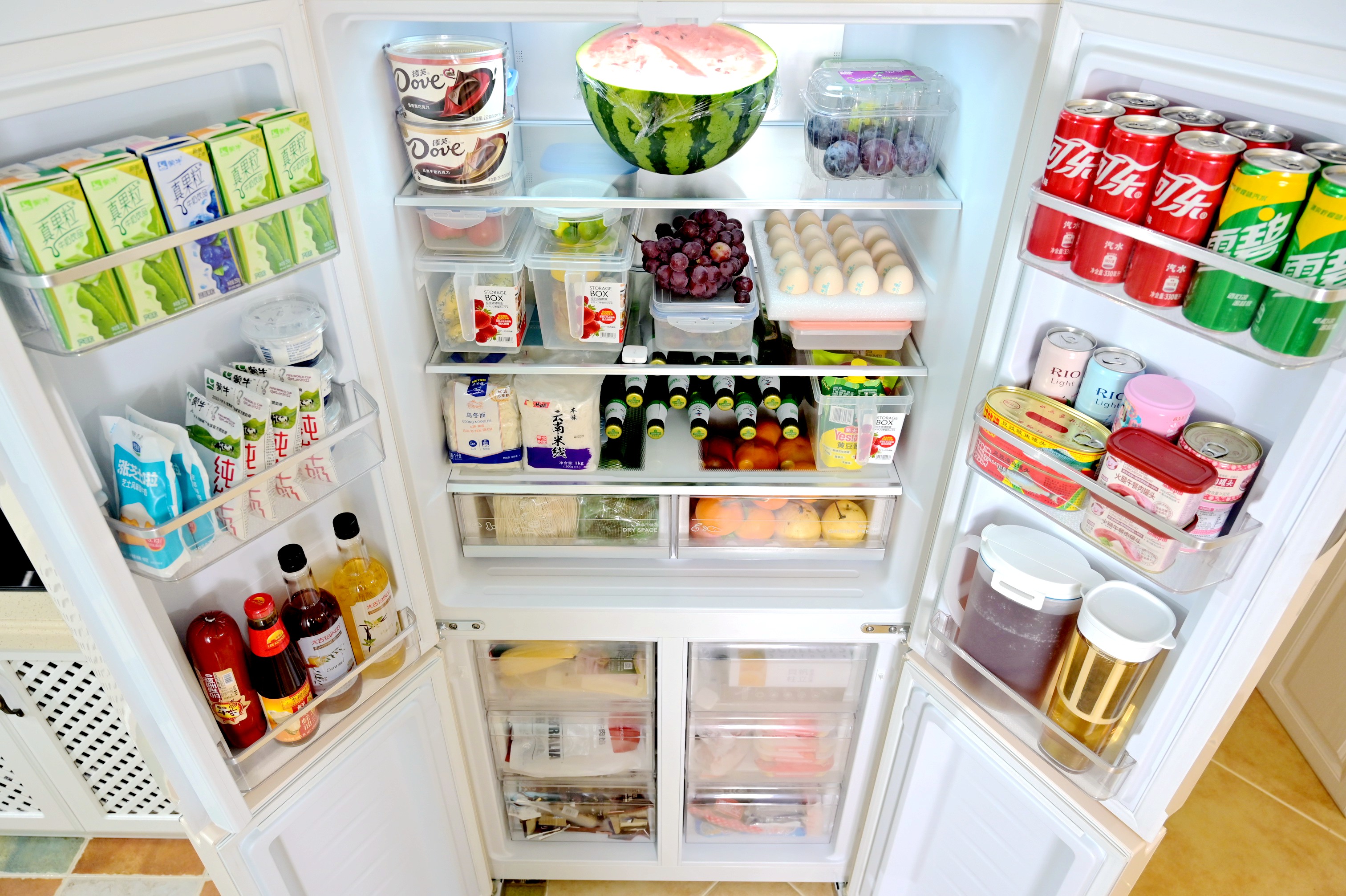 疫情过后你也许需要一台大冰箱，看看这款高颜值的小吉十字门冰箱