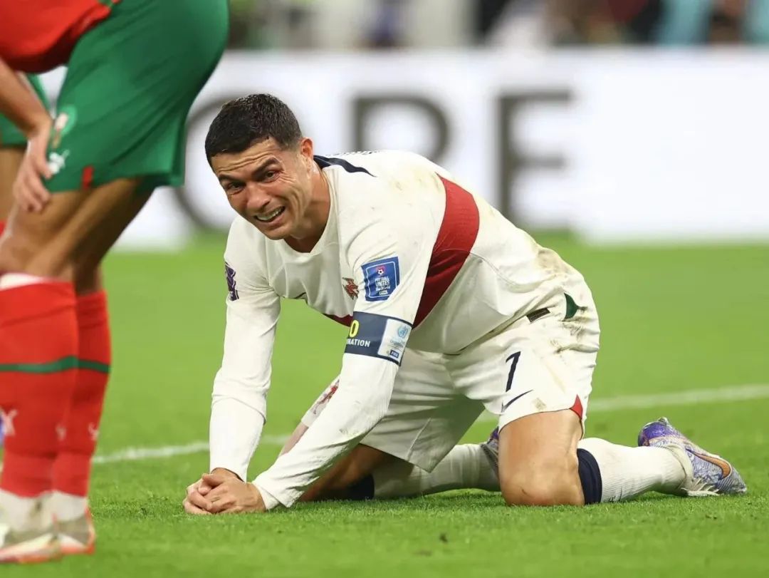 c罗哭了青春落幕,c罗哭了纪录片