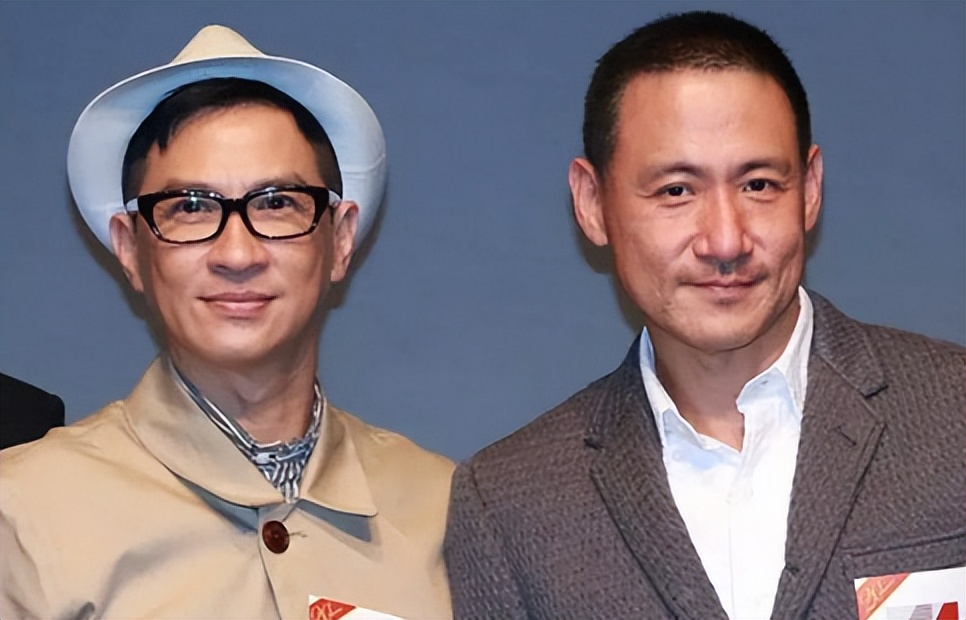 明明是双胞胎却被区别对待,明明是双胞胎却被区别对待的电影