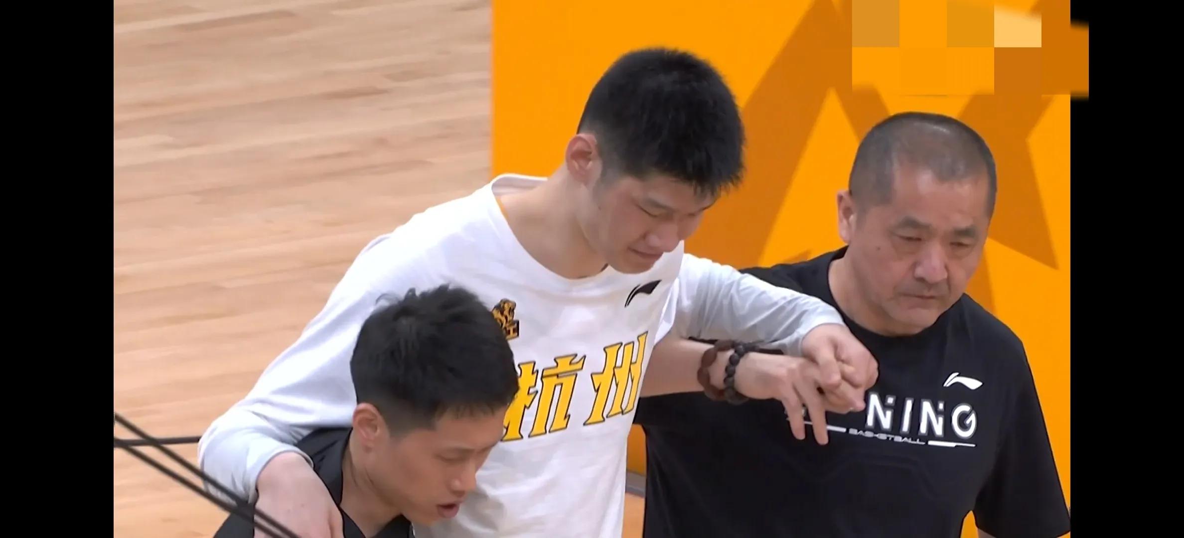 一个人一个队,一个人一个队怎么说