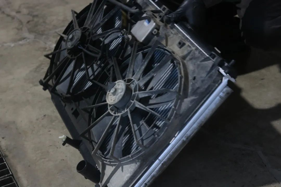 12代皇冠重新翻新还能再开多少年,12代皇冠全车整备翻新全过程