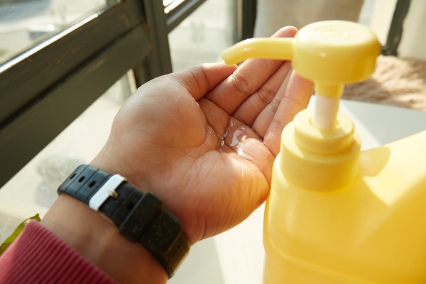 洗碗常见的五种危害,这个洗碗习惯致癌率竟高达80%