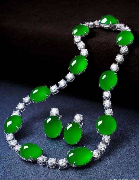 新手看翡翠技巧,入门翡翠鉴别视频讲解